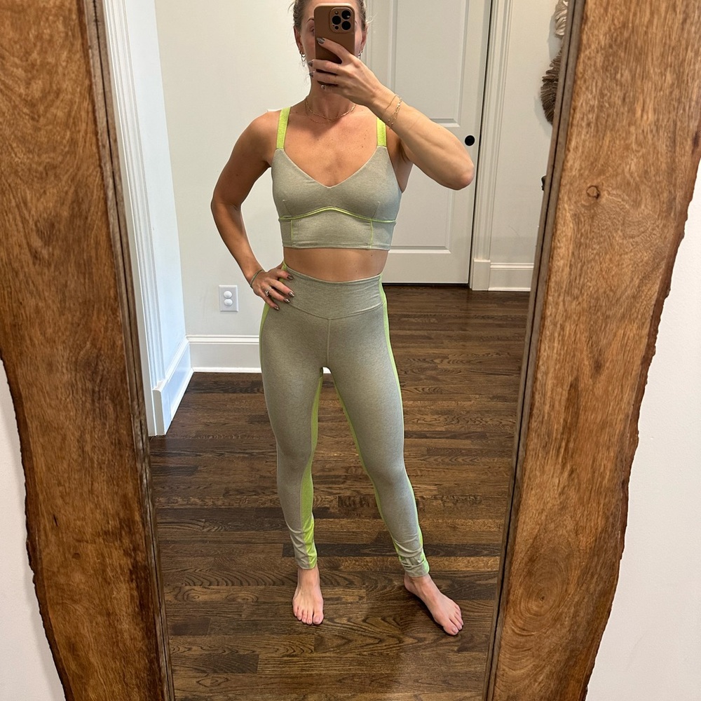 Noli Yoga activewear set